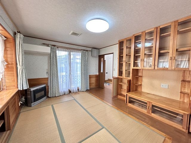 5SLDK House for Sale in Hachinohe, Aomori - 175.66 sqm - Thumbnail 2