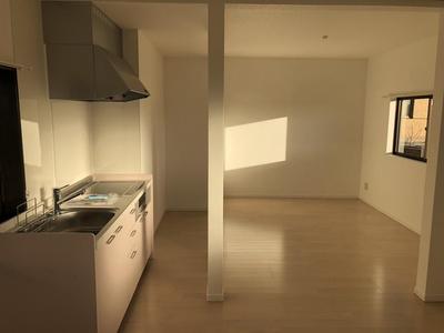 Renovated 4LDK House for Sale in Tondabayashi, Osaka — Image 2, Tondabayashi, Osaka