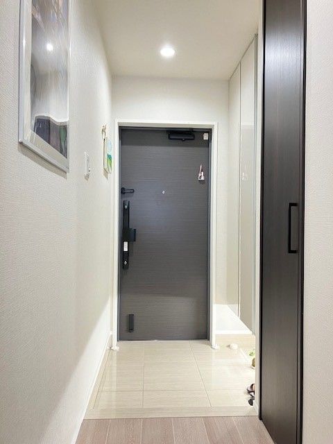 Lar Stage Ehime Uni Front 3LDK Apartment for Sale in Matsuyama - Thumbnail 3