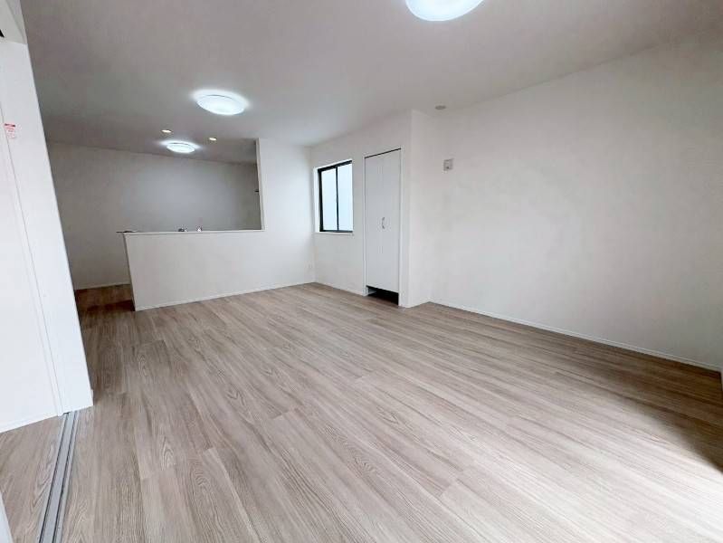 New 4LDK House in Okinawa City with 3 Parking Spaces - Thumbnail 4