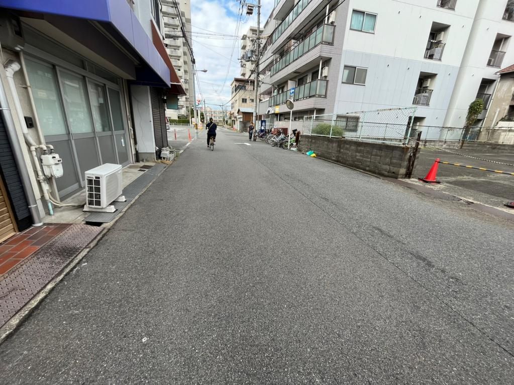 Shopfront House in Osaka's Suminoe Ward - 5DK Layout - Thumbnail 4