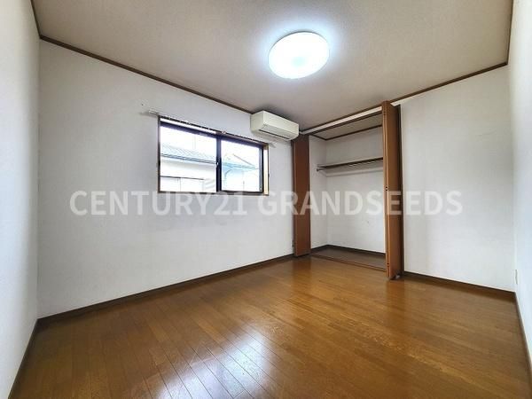 4LDK House in Takatsuki with 2019 Renovation - Thumbnail 4