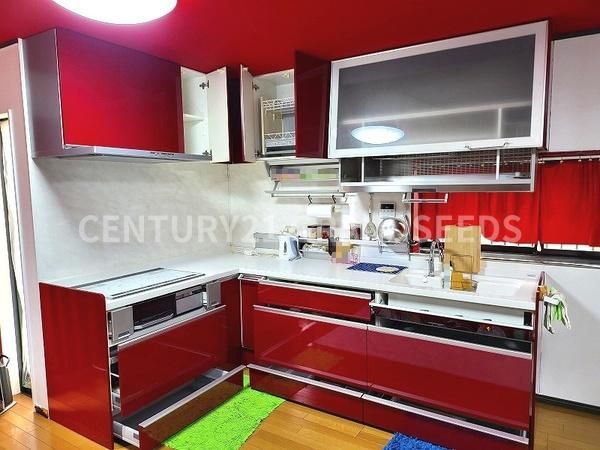 4LDK House in Takatsuki with 2019 Renovation - Thumbnail 2
