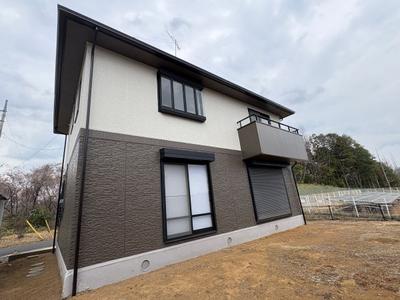Spacious 4LDK House for Sale in Kasama with 3 Parking Spaces — Image 3, Kasama, Ibaraki