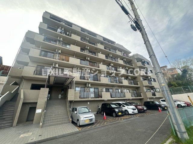 3LDK Apartment in Ayase, Kanagawa - Quiet Residential Area - Thumbnail 4