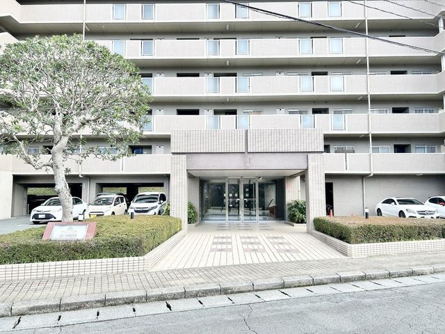 3LDK Apartment in Kumamoto's Higashi Ward Near Tsuboiguchi Station - Thumbnail 2