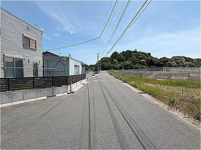 Ocean View House with Garage in Iwaki, Fukushima - Thumbnail 3