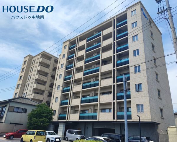 1LDK Apartment Near Himeji Station with Modern Amenities - Thumbnail 4