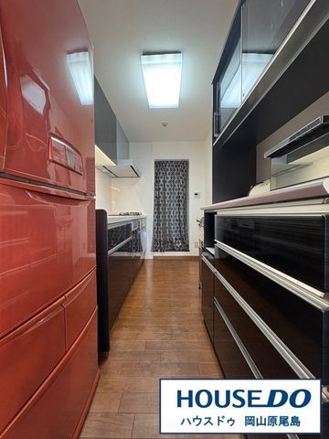 Renovated 4LDK Apartment in Okayama Minami Ward - Thumbnail 4