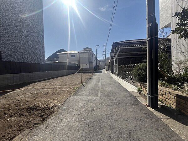 Land for Sale in Suginami, Tokyo - No Building Conditions - Thumbnail 4