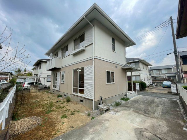 2LDK House for Sale in Takasaki, Gunma - 107.74 sqm - Thumbnail 2