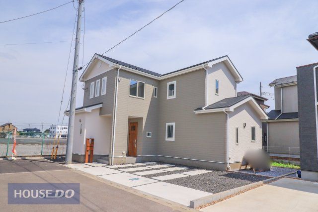 4LDK Modern House for Sale in Tochigi City, Tochigi - Thumbnail 2