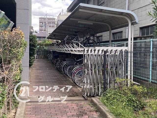 Renovated 3LDK Apartment in Kyoto Minami Ward Near Toji Station - Thumbnail 4