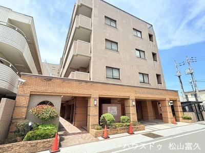 3LDK Apartment for Sale in Matsuyama, Ehime — Exterior, Matsuyama, Ehime
