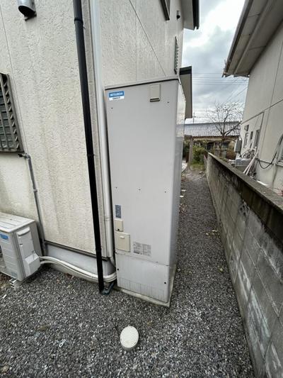 Renovated 4LDK House in Higashiomi with Dual Balconies — Image 2, Higashiomi, Shiga