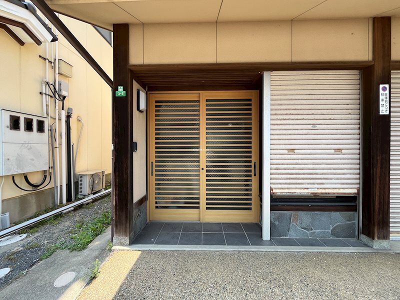 5LDK House with Commercial Space in Historic Nagato District - Thumbnail 4