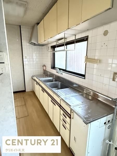 4LDK House for Sale in Yamagata City's Akane-ga-oka - Thumbnail 2
