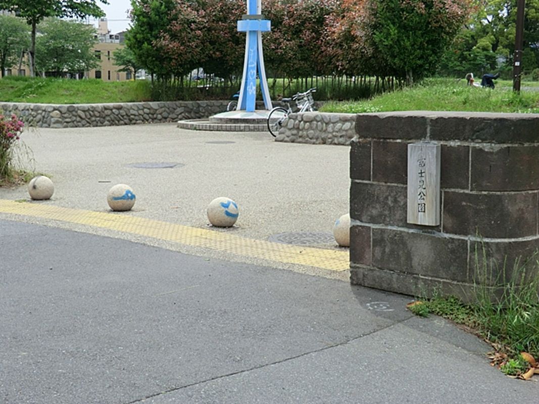 Land for Sale in Sakaecho, Kawasaki - Architectural Condition Plot - Image 1