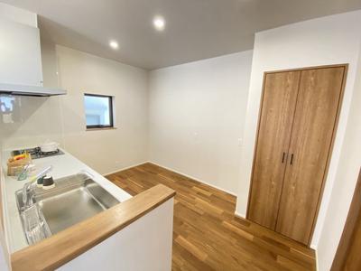 Used detached house Matsuyama City Nishiishii detached house - Matsuyama City — Image 4, Matsuyama City, Ehime