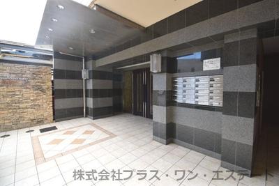 Renovated 9th Floor Apartment in Neverland Nishinomiya Naruo Soleil — Front_door, Nishinomiya, Hyogo