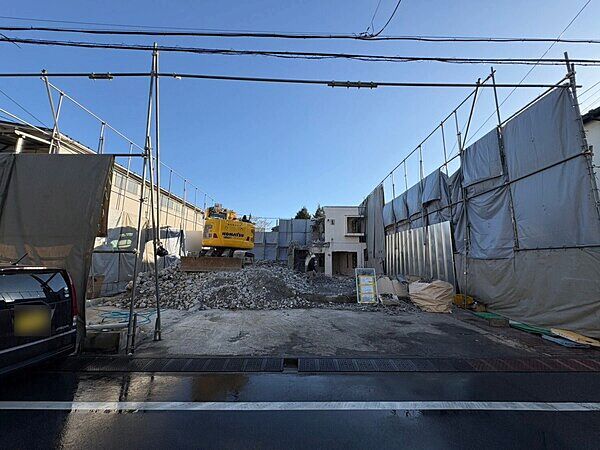 Land for Sale in Kamiogi, Suginami, Tokyo - Build Your Dream Home - Thumbnail 2