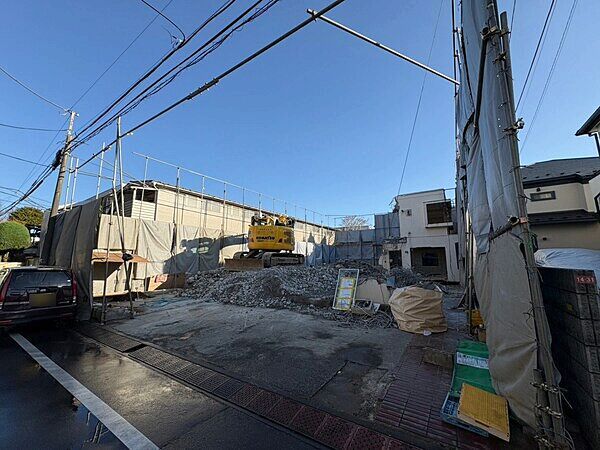 Land for Sale in Kamiogi, Suginami, Tokyo - Build Your Dream Home - Thumbnail 3