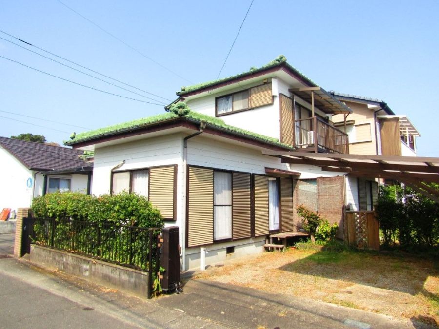 6DK Corner Lot House for Sale Near Sadowara Station, Miyazaki - Thumbnail 2