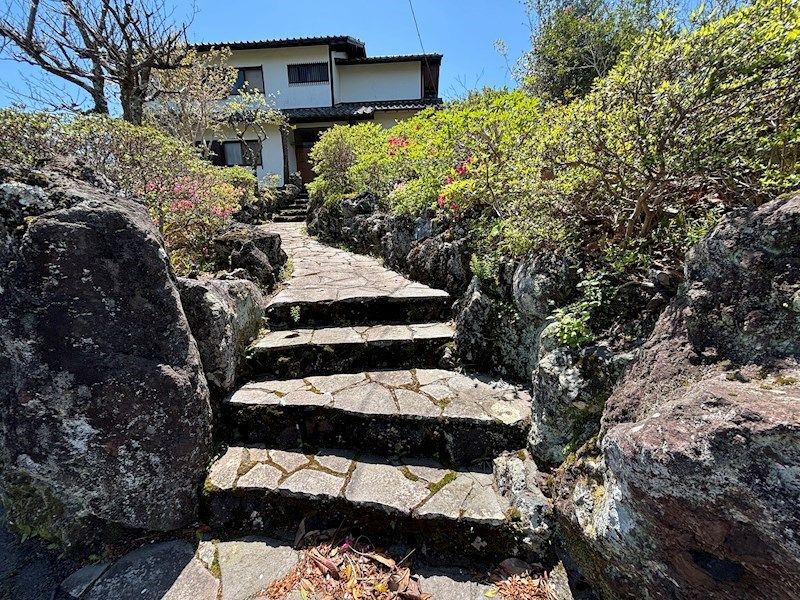 Traditional 4LDK House with Hot Spring Rights in Itō's Ukayama Onsen Area - Thumbnail 2