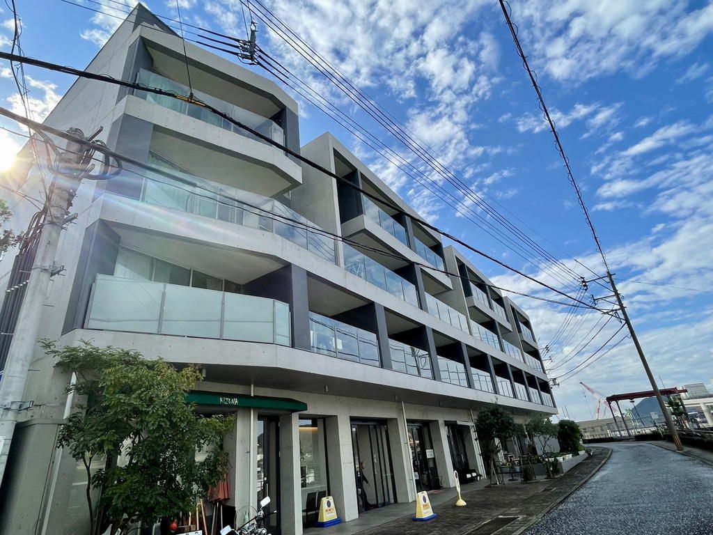Villa Common Minamiyamachi 201 Studio Apartment for Sale in Nagasaki - Image 1