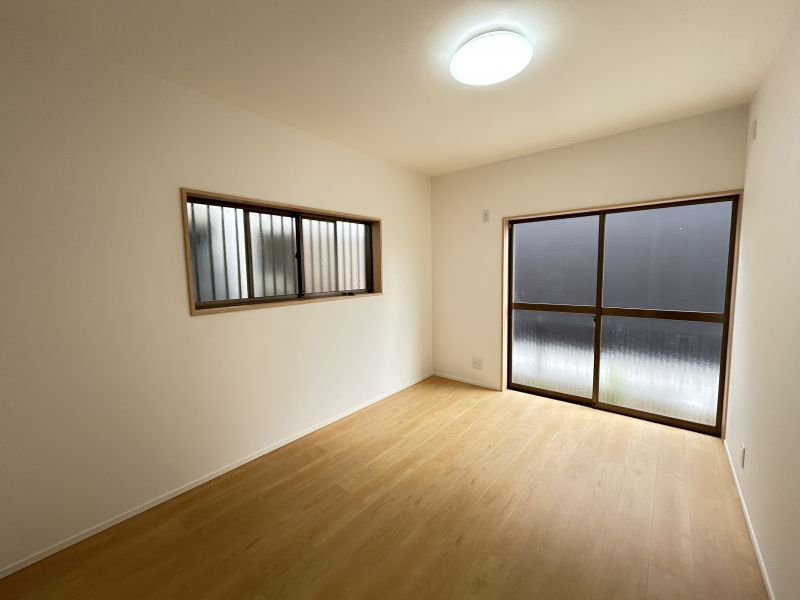 4LDK Family Home in Okazaki with Garden and Parking - Thumbnail 2