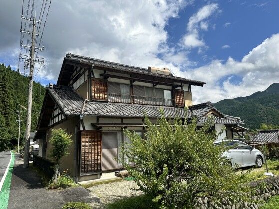 6DK House with Farmland & Forest for Sale in Nakatsugawa, Gifu - Image 1