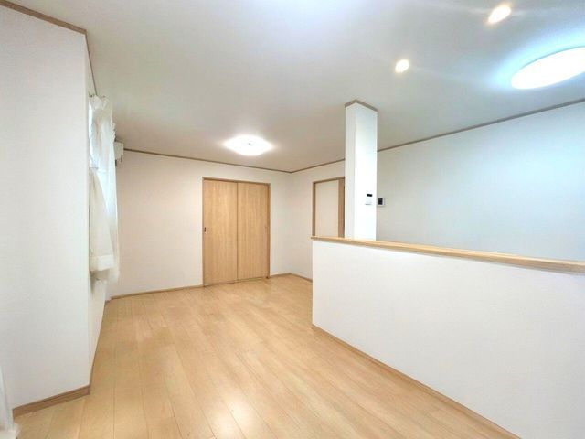 4LDK Modern Detached House in Nagoya's Midori Ward - Thumbnail 2