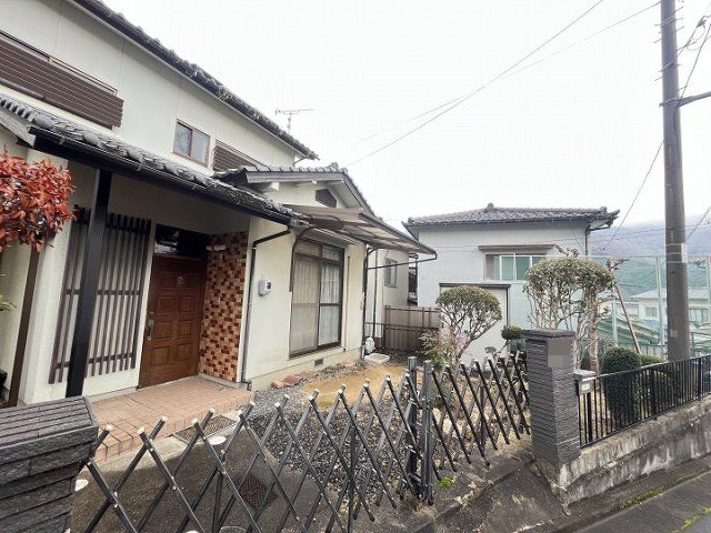4DK House in Hiroshima's Aki Ward with 122㎡ Land - Thumbnail 2