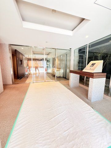 3LDK Apartment for Sale in Koto City, Tokyo - 66.43 sqm - Thumbnail 2
