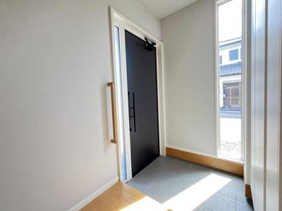 2LDK Detached House for Sale in Azumino, Nagano — Front_door, Azumino, Nagano
