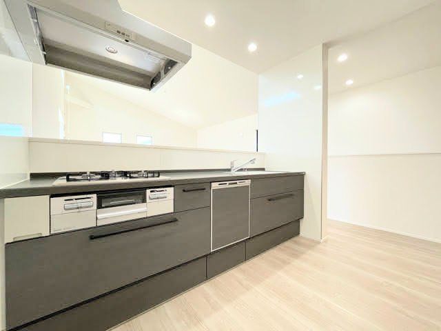 New Build House in Nagoya Nakagawa Ward with 2 Car Parks - Thumbnail 2