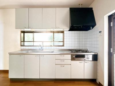 Renovated 4LDK House in Yoro, Gifu with Garden and Parking — Image 3, Yoro, Gifu