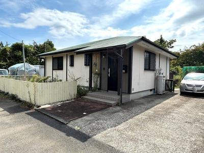 2LDK Single-Story House in Ito City's Suiran Villa Area — Image 2, Ito, Shizuoka