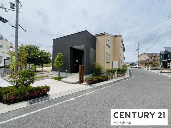 Modern 2SLDK House with Solar in Ritto, Shiga | Unoccupied New Build - Image 1