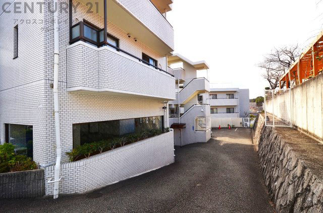 3LDK Apartment in Nigawa, Nishinomiya - 19800000 yen - Thumbnail 4