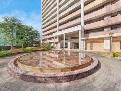 Refurbished 3LDK Condo in BELISTA Higashiyodogawa Daido, Osaka — Image 1, Higashiyodogawa, Osaka