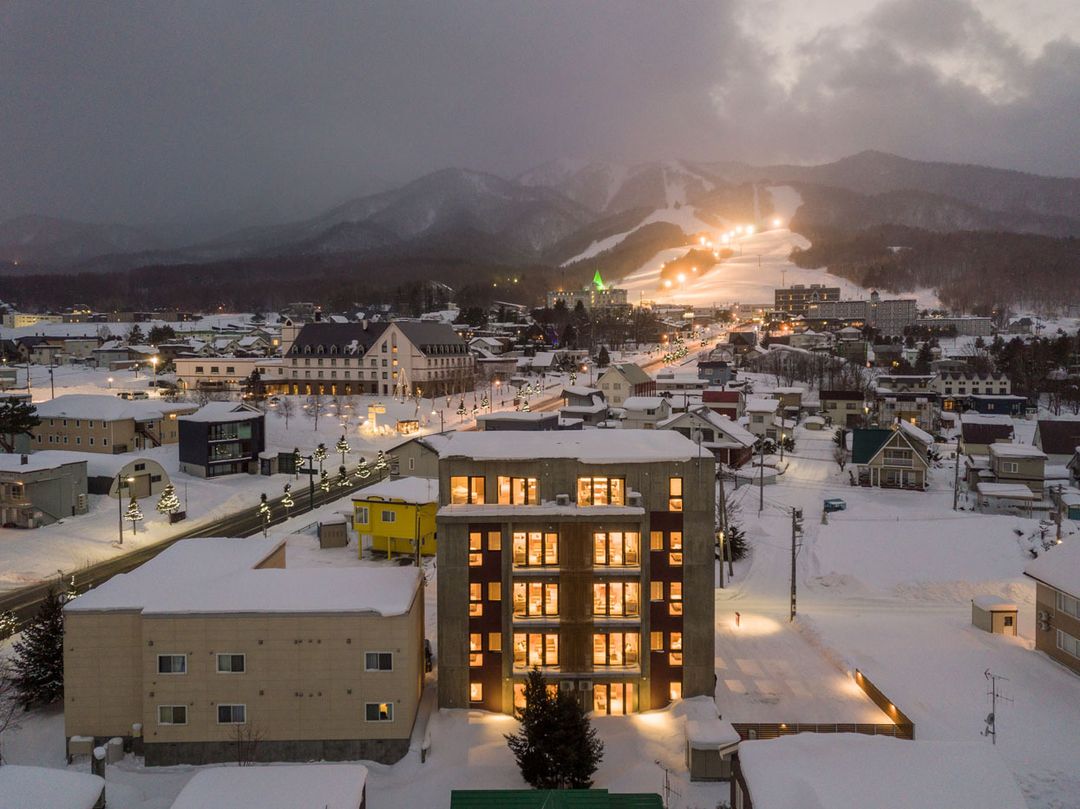 Kaku Place 202: 2-Bedroom Luxury Condo in Furano, Hokkaido - Thumbnail 3