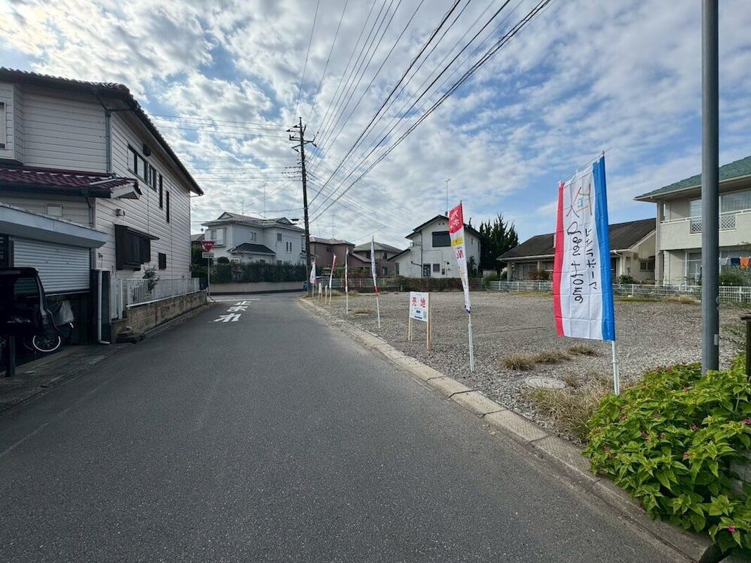 Rare Building-Condition Land Plots for Sale in Ushiku, Ibaraki - Thumbnail 3