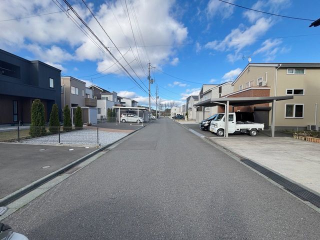 3LDK House for Sale in West Byakusandai, Hachinohe - Thumbnail 2