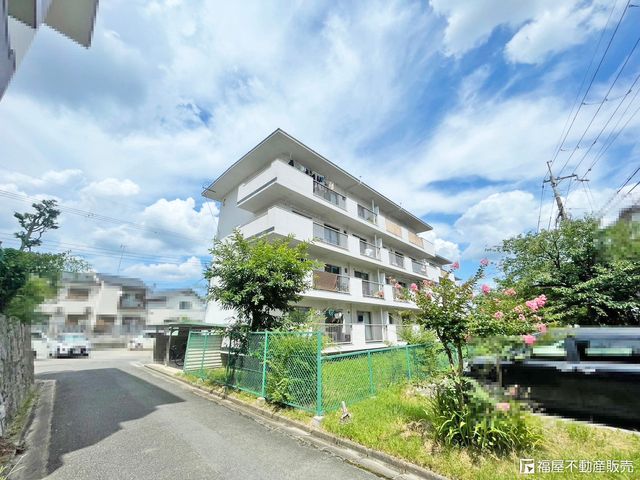 1LDK Apartment in Enmeijigaoka Danchi - Oyamazaki, Kyoto - Thumbnail 2