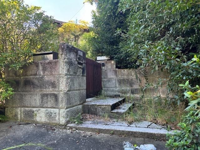 Land with Old House for Sale in Ukyo Ward, Kyoto - Thumbnail 3