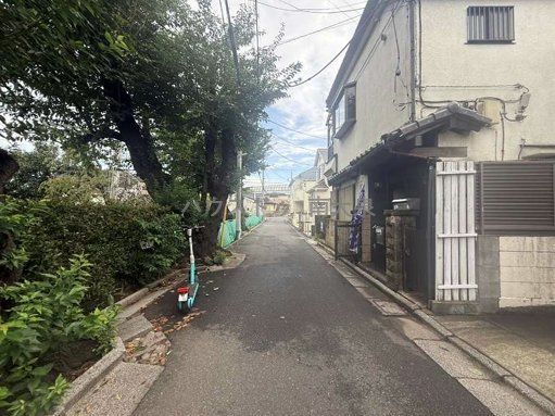 4DK House for Sale in Oizumi Gakuen-cho, Nerima, Tokyo - Thumbnail 2