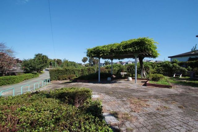 6SLDK Two-Story House for Sale in Nerima, Tokyo - Thumbnail 2