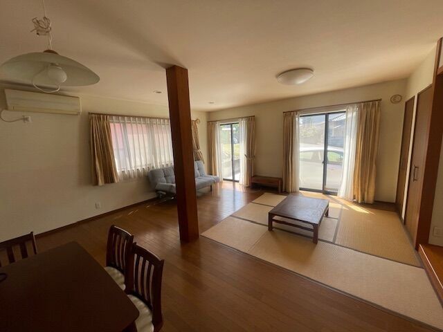 2SLDK House for Sale in Minamikoma District, Yamanashi - Thumbnail 2