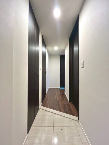 2LDK Apartment Near Kanjodori Higashi Station, Sapporo - Thumbnail 3